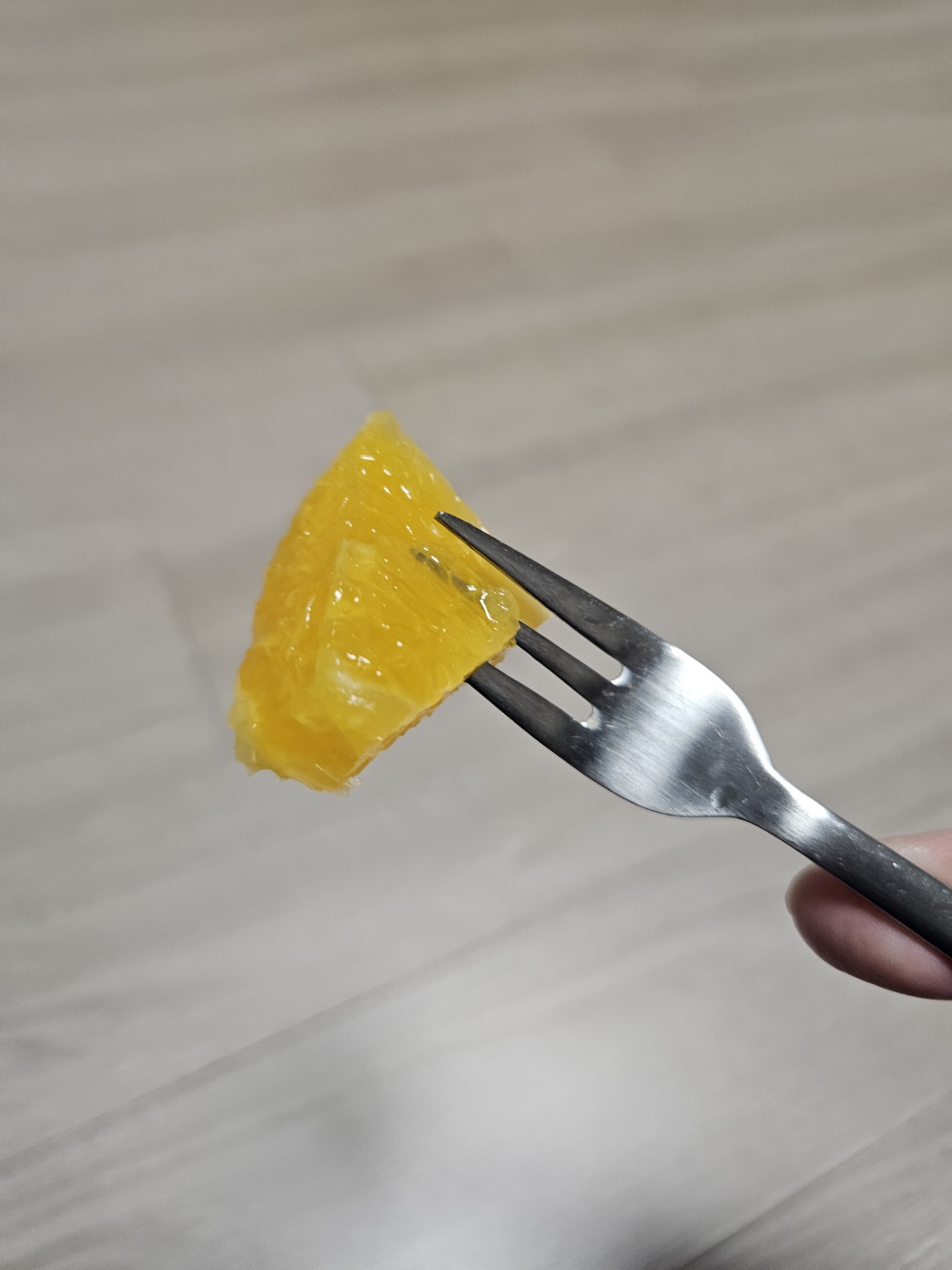 코스트코 오렌지 하나 먹어보겠습니다